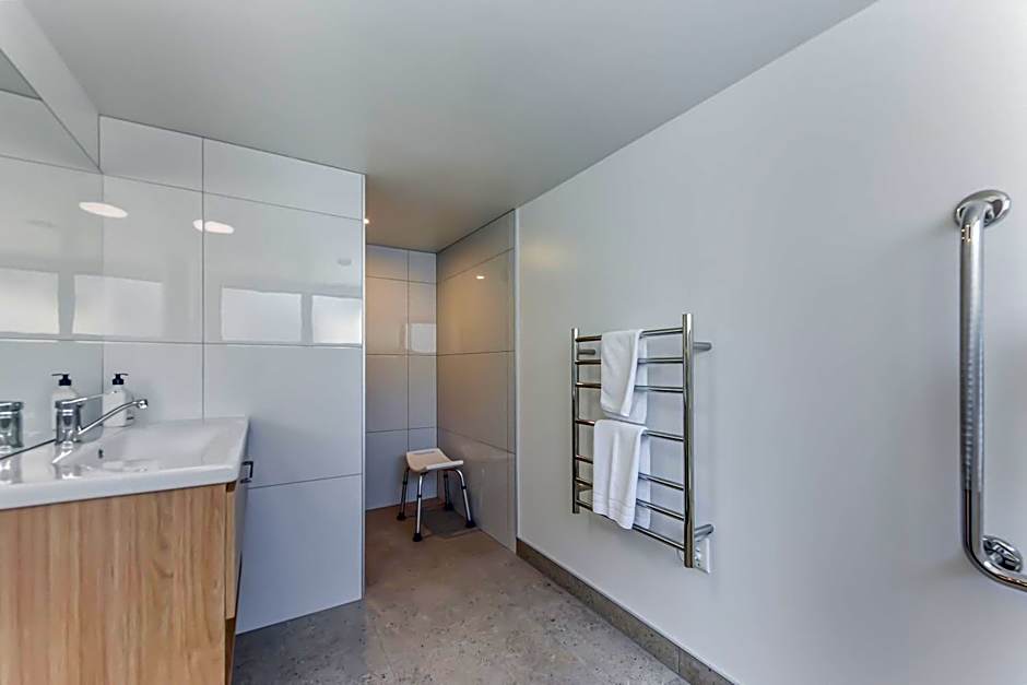 Kaiteriteri Recreation Reserve Cabins