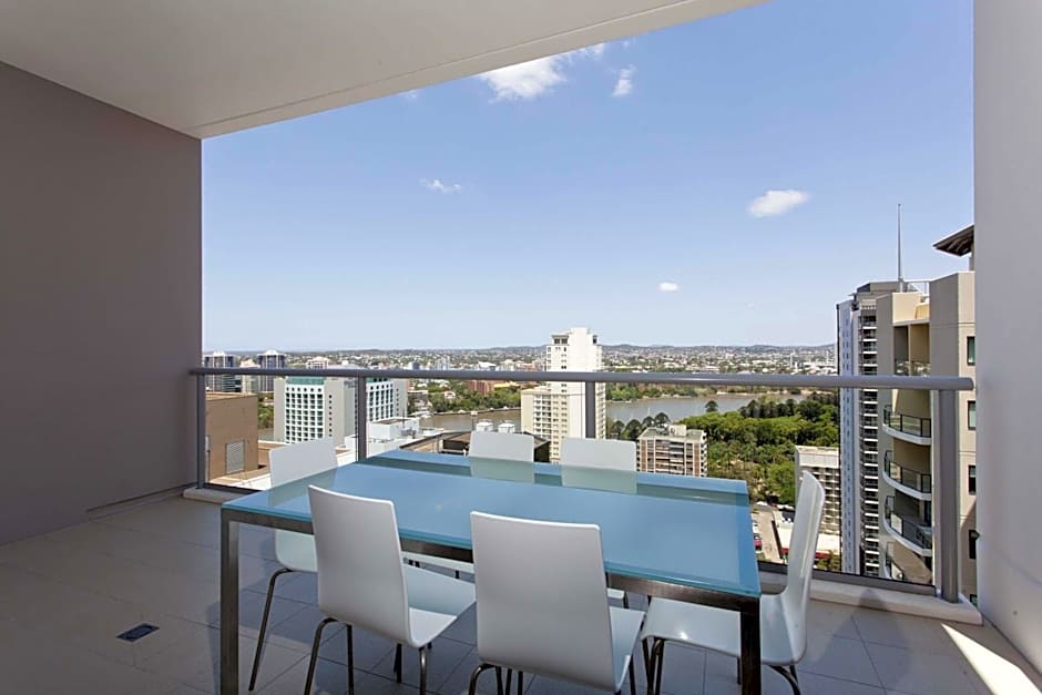 Mantra Midtown Brisbane