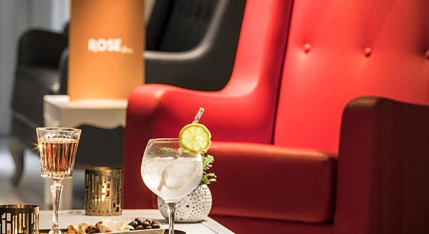 NH Paris Champs- Elysees