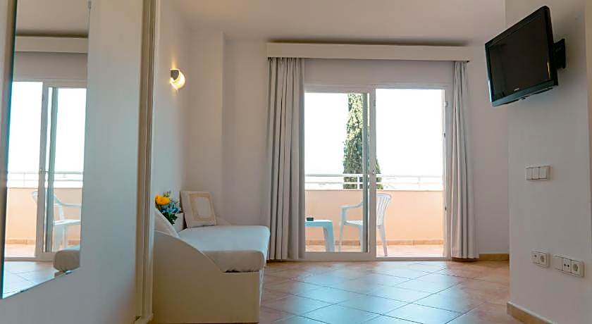 Azuline Hotel - Apartamento Rosamar