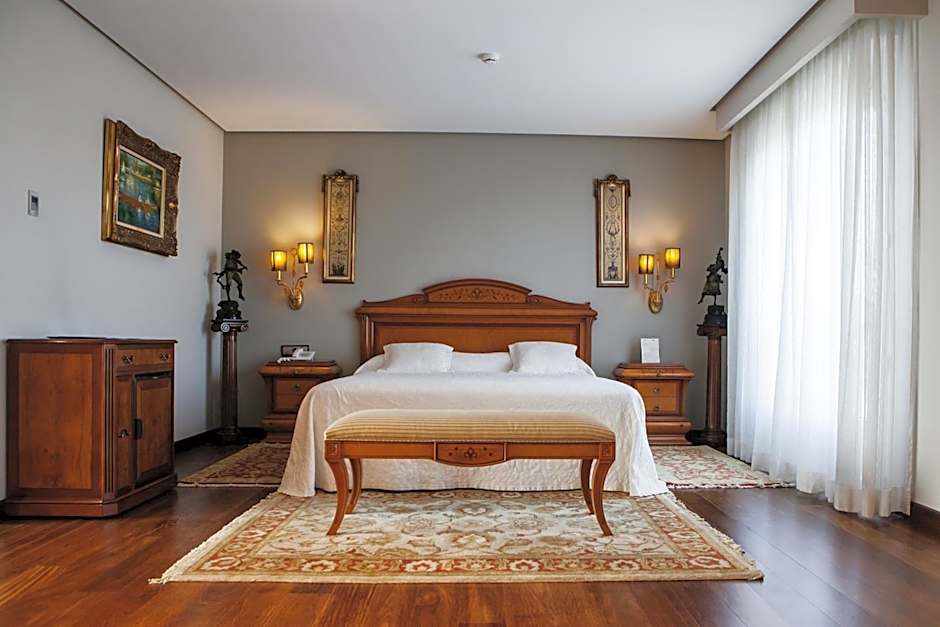 Photo 1 of 50 of Hotel Ríos