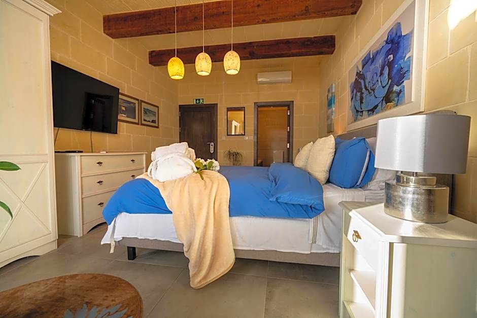 Ajuga Luxury Boutique B&B