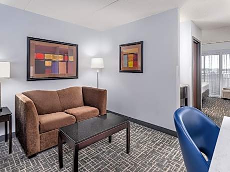 One-Bedroom Suite with Sofa Bed