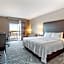 Orangewood Inn & Suites Kansas City Airport