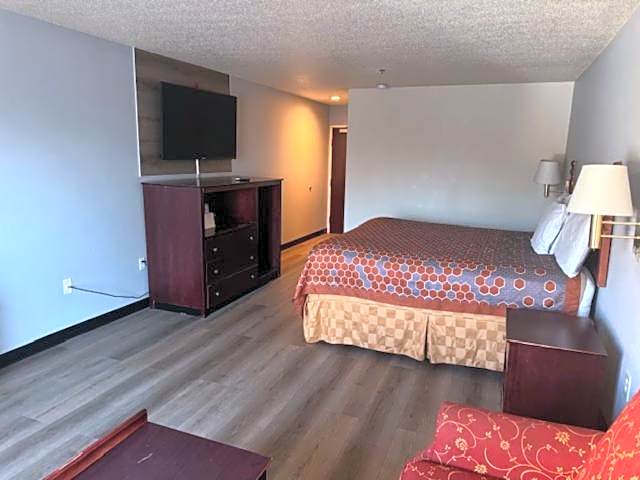 Budgetel Inns & Suites