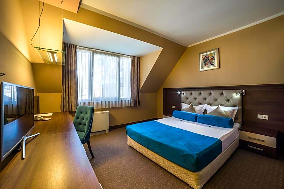 Business Hotel Plovdiv - Central Location