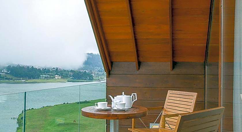 Tea Plant Nuwara Eliya Hotel