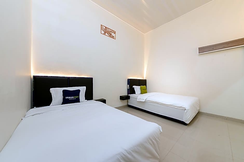 Urbanview Hotel Binwa Syariah Lampung by RedDoorz