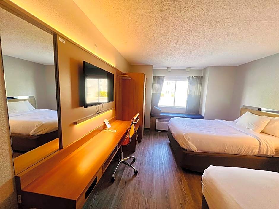 Microtel Inn & Suites by Wyndham Lexington