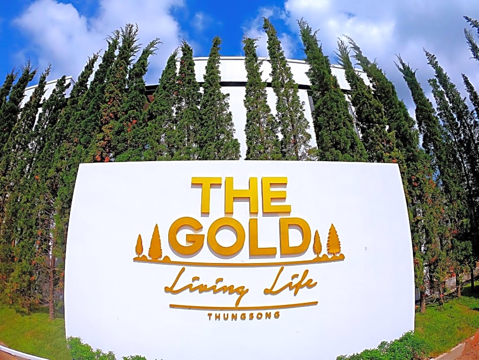 The Gold Living Life