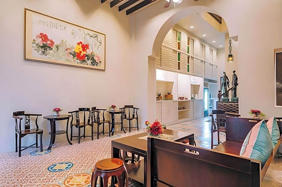 O'nya Phuket Hotel