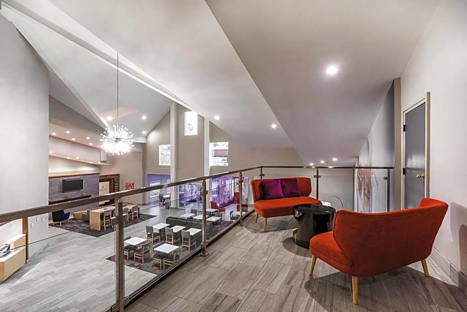 La Quinta Inn & Suites by Wyndham Chattanooga-Hamilton Place