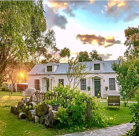 Clonmara Country House and Cottages