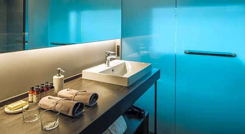node hotel