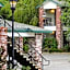 Grass Valley Courtyard Suites
