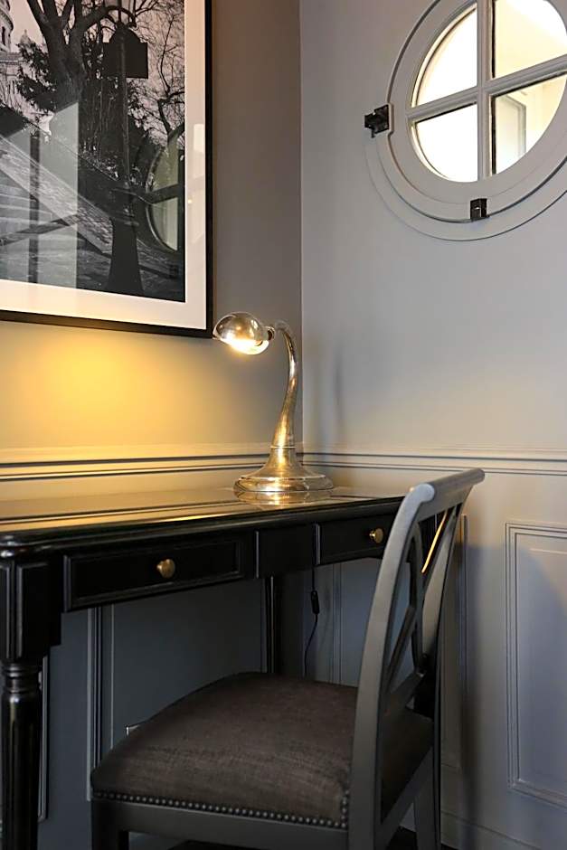 Hotel Saint-Louis Pigalle