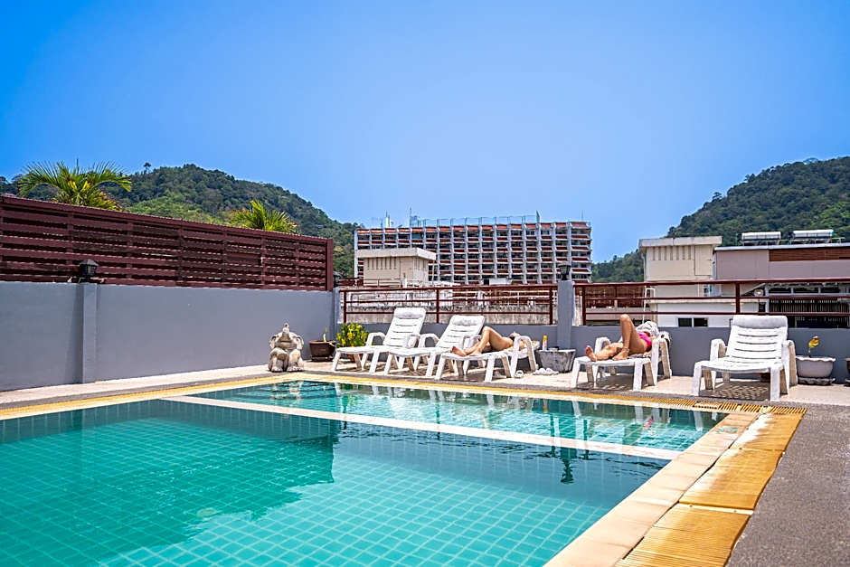 Santi White House Patong