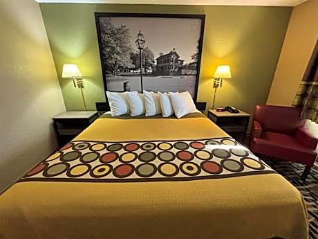 King Room- Non-Smoking
