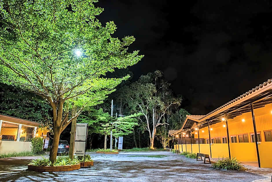 Maleena Garden at Lam Takhong Riverside