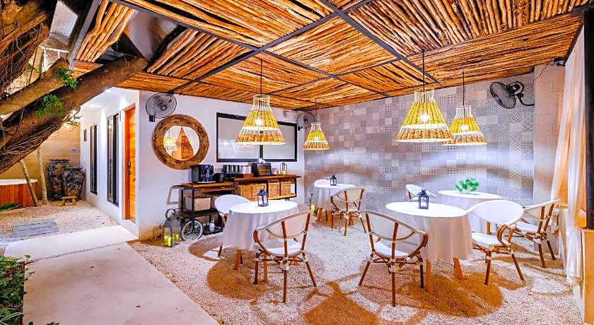 Hotel Aalada Playa del Carmen