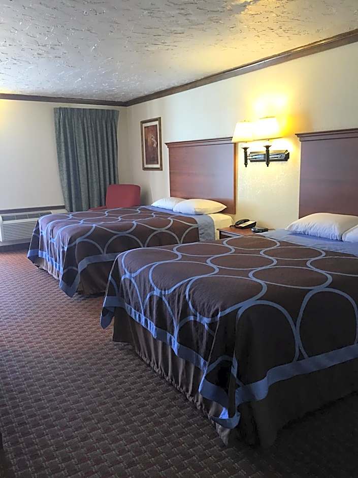 Super 8 by Wyndham Enid