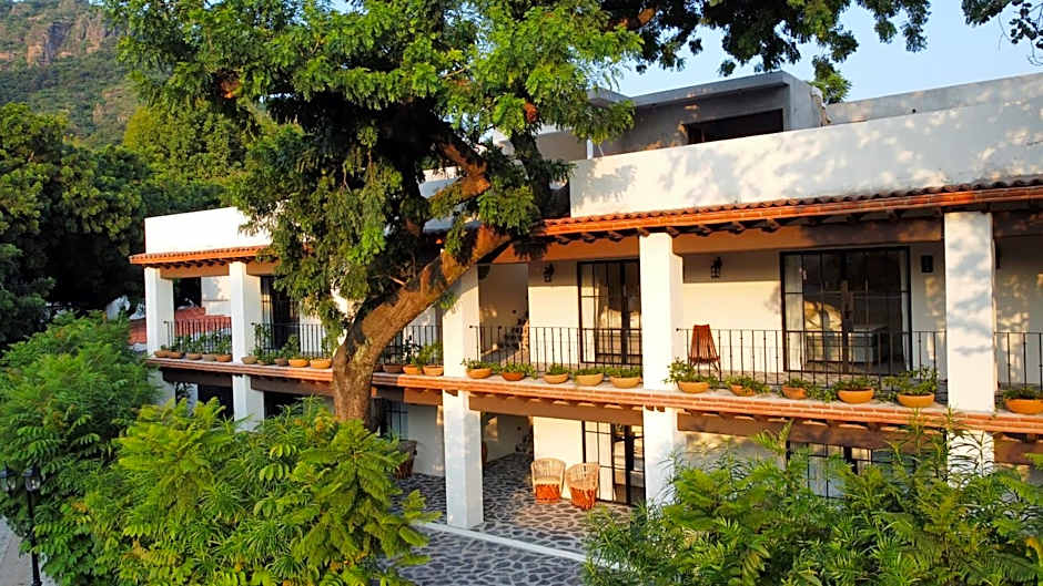 Tatala Hotel & Garden