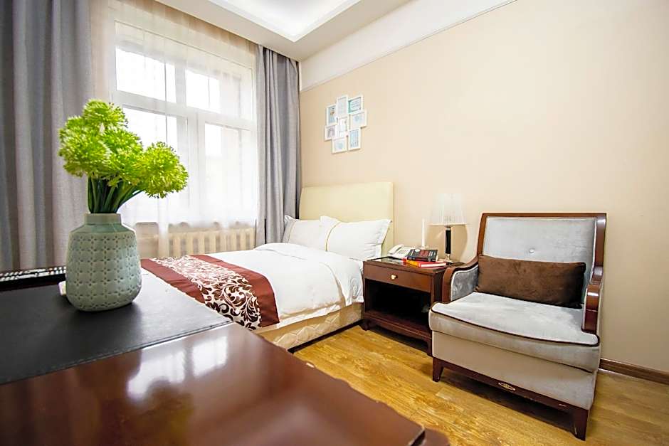 Mika Hotel
