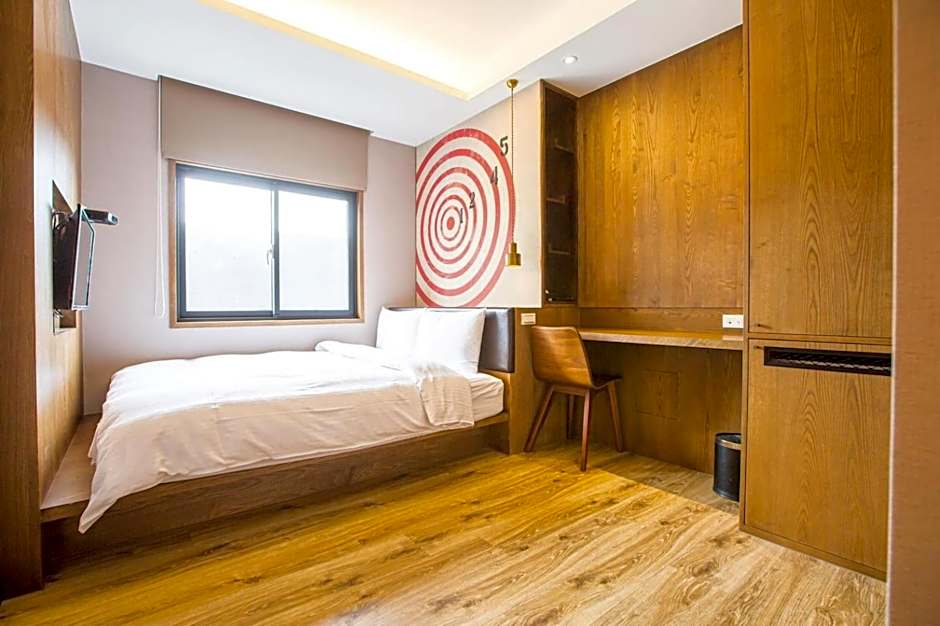 Easylazy Inn