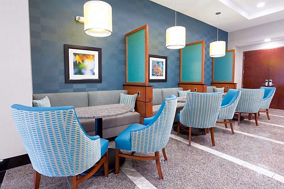 Drury Inn & Suites Burlington