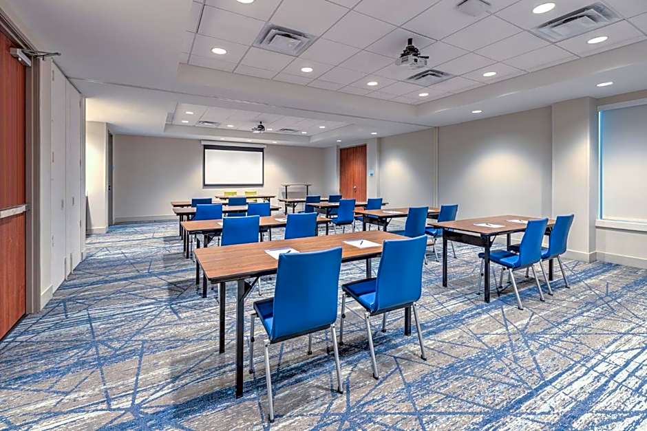 Holiday Inn Express & Suites Houston S-Medical Ctr Area, an IHG Hotel By IHG