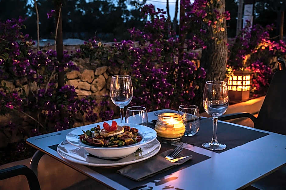 Bungalows Es Pins - Emar Hotels