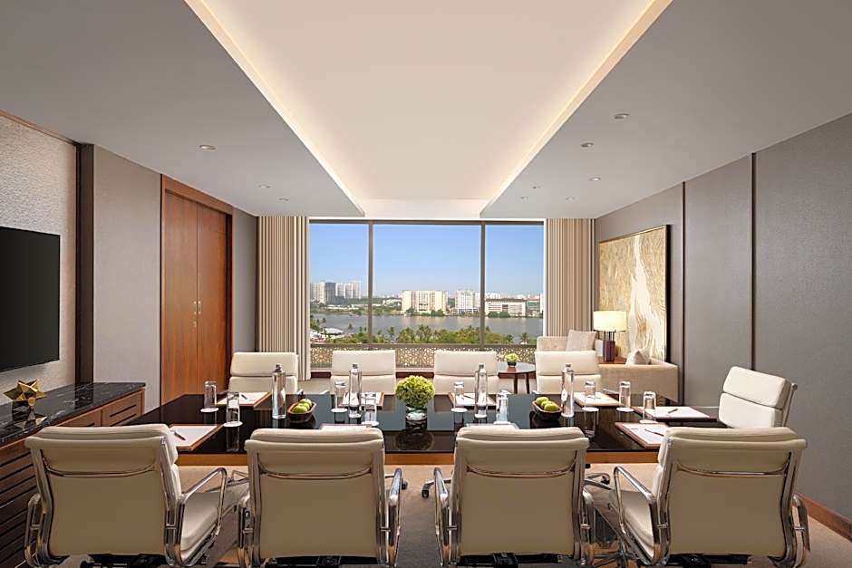 Grand Hyatt Kochi Bolgatty