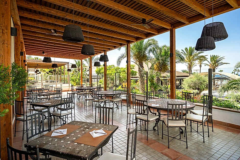 Impressive Playa Granada Golf