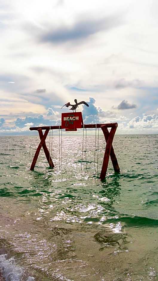 Totem Beach Club - Celestun