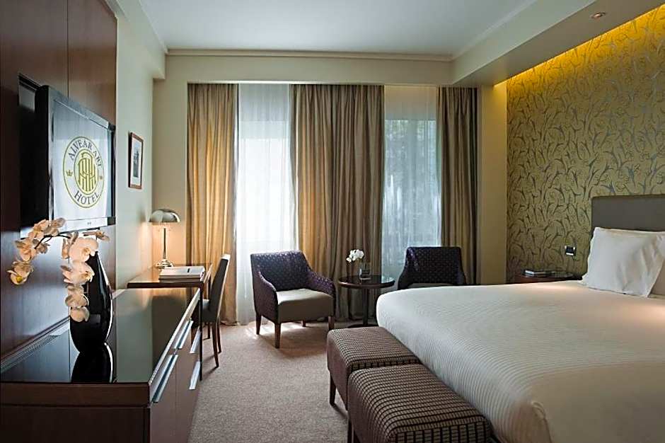 Alvear Art Hotel