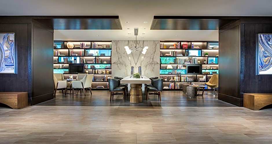 Hyatt Centric Chicago Magnificent Mile