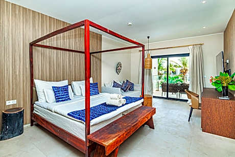 Double Room with Pool View