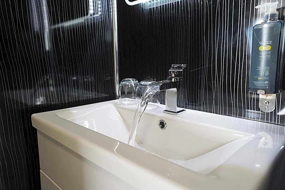 Hardgate House Hotel