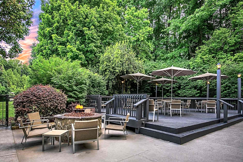 Sonesta Charlotte Lower South End