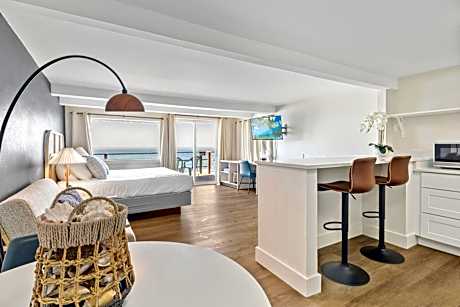 Seagull Beachfront Inn