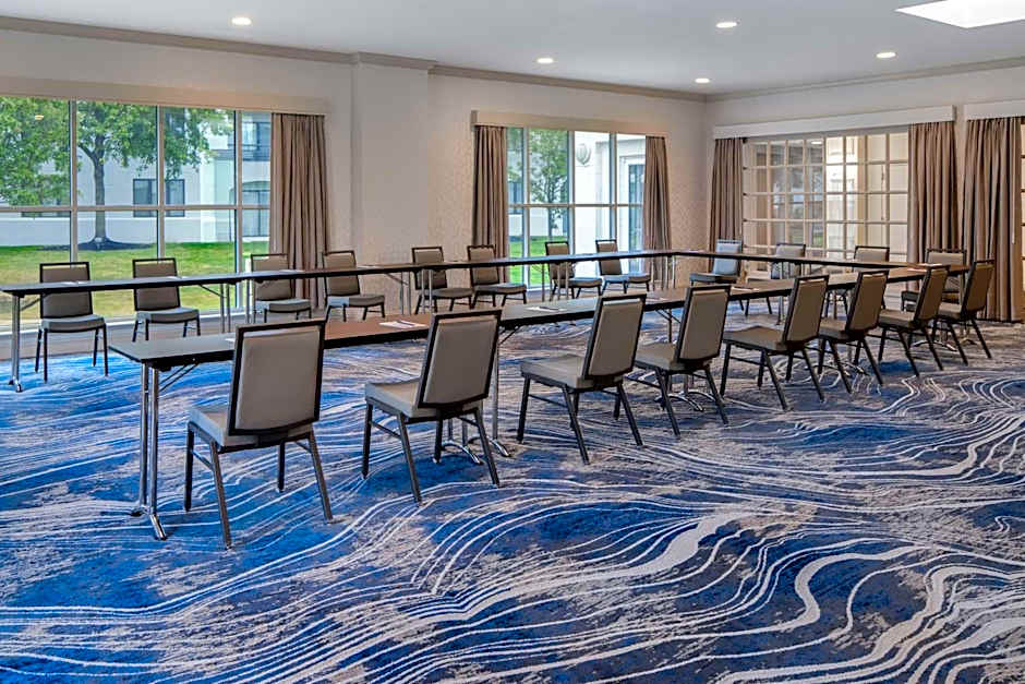 DoubleTree Suites By Hilton Hotel Mt. Laurel