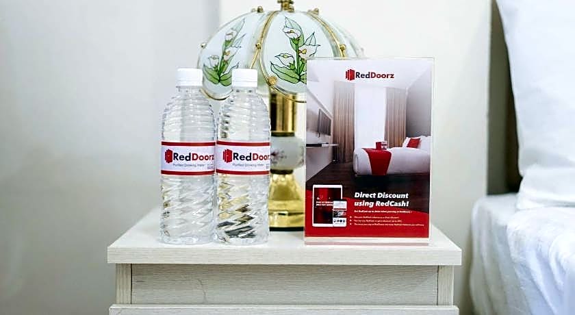 RedDoorz Plus @ Poblacion District Davao