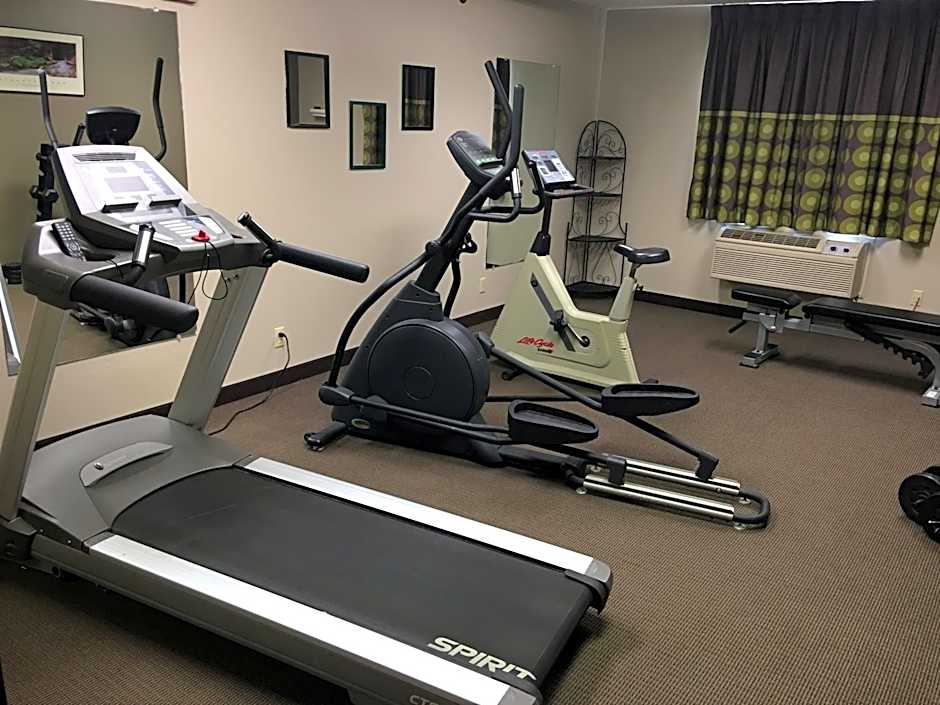 Super 8 by Wyndham O Neill NE