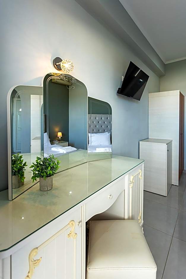 Zante Pantheon Hotel