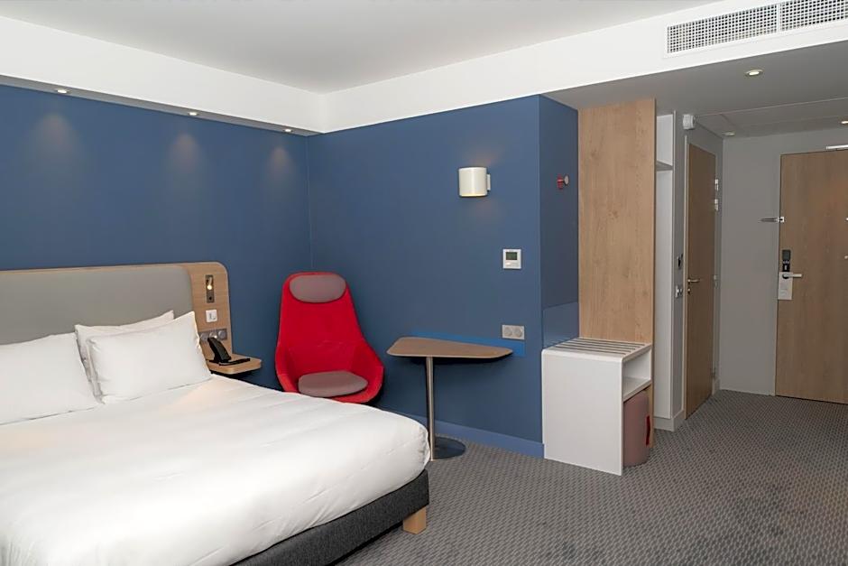 Holiday Inn Express Caen - Epron By IHG