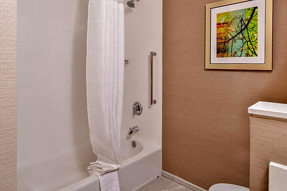 Fairfield Inn & Suites by Marriott Eugene East/Springfield