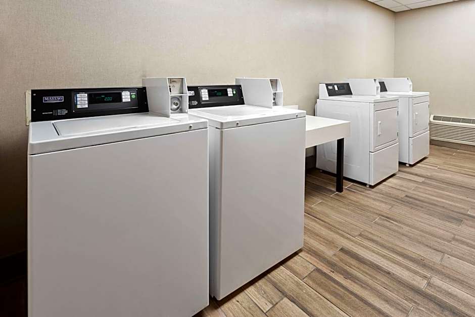 Hampton Inn By Hilton & Suites Scottsburg