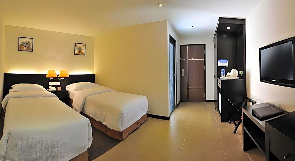 ERNES Hotel Bandar Perda