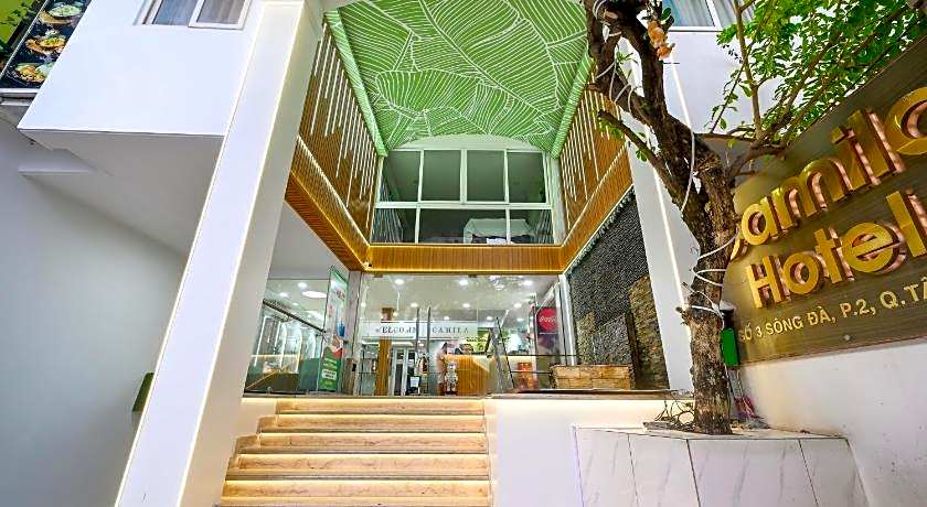 Camila Airport Hotel