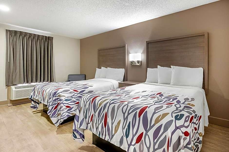 Red Roof Inn & Suites Newport News